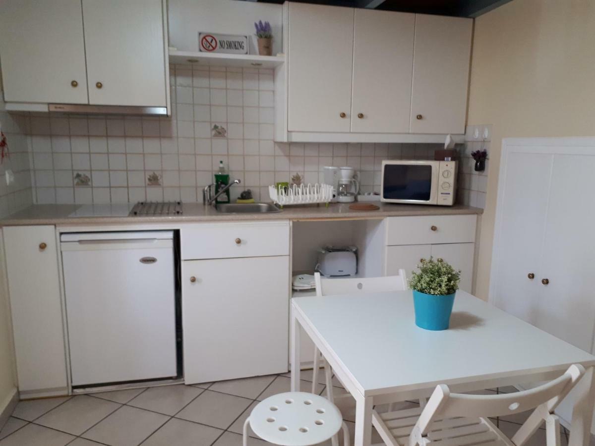 Ermoupolis, Syros City Apartments Ngoại thất bức ảnh